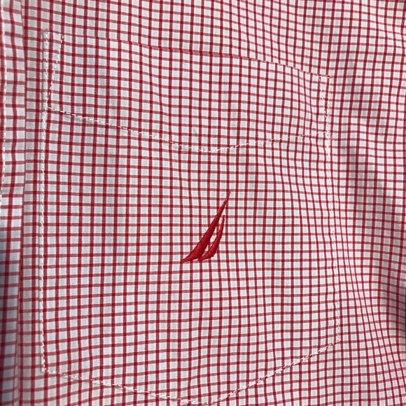 (NAUTICA) Short-Sleeve Button Down - Picture 2 of 4